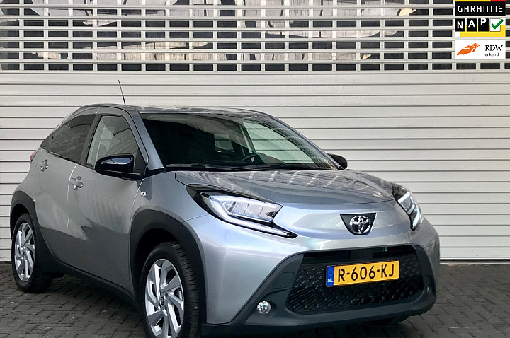 Toyota Aygo X 1.0 VVT-i S-CVT first (Lage km.stand!)